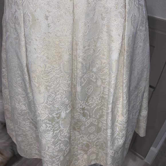 Dress - Picture 6 of 10